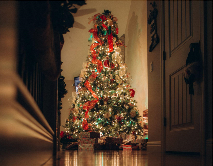 The Best Artificial Christmas Trees for 2024: Tips and Recommendations for Your Home